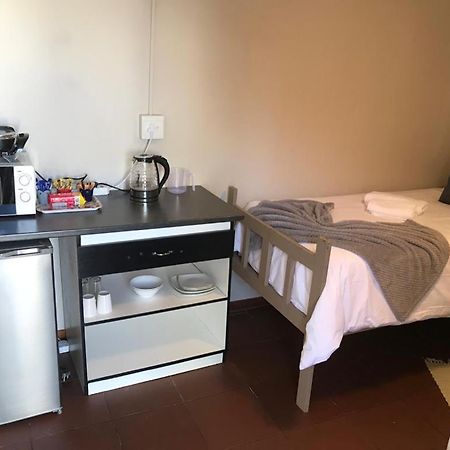Urbanlife Keetmanshoop Accommodation Buitenkant foto
